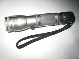 LED手电筒与头戴灯 慈溪海陵电器的匠心之作与应用指南